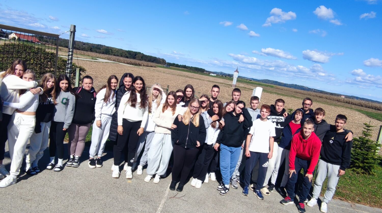 Spoznavni vikend na Ptuju za 1. a in 1. b - Naslovnica scaled - Ekonomska šola Ljubljana