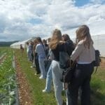 Obisk kmetije Dovč v okviru projekta Šolski ekovrtovi - Ekonomska šola Ljubljana Obisk kmetije Dovč v okviru projekta Šolski ekovrtovi - 1780304328877 - Ekonomska šola Ljubljana